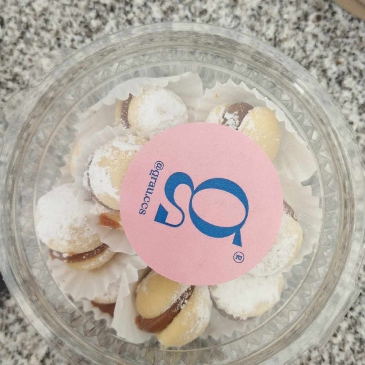 mini alfajores