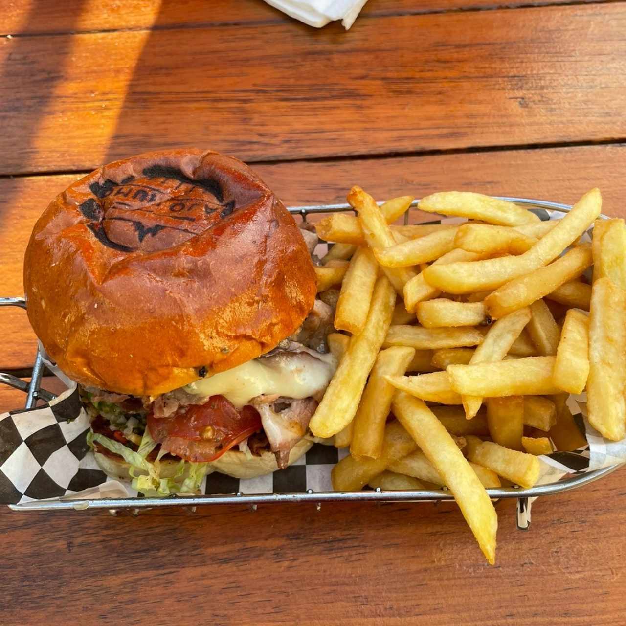 Hamburguesa especial de roast beef