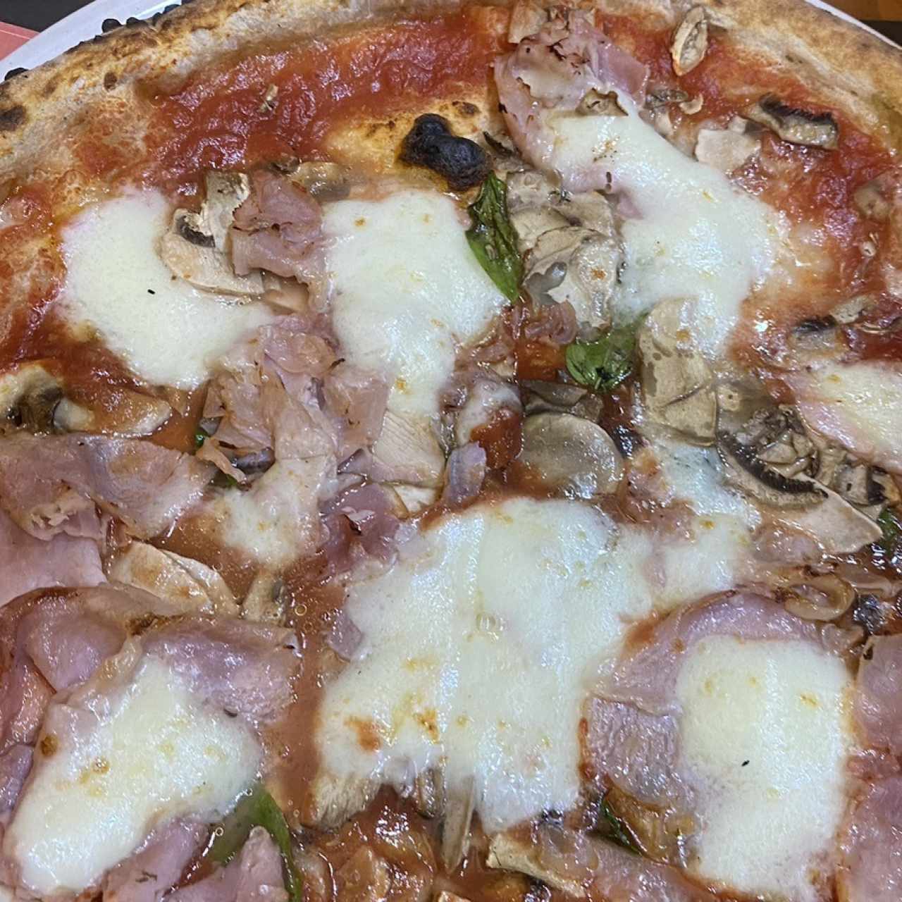 Cotto e funghi