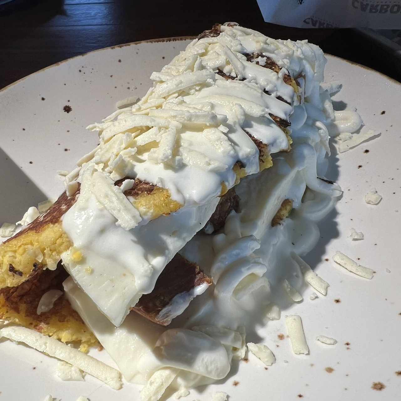 Cachapa de queso y Chicharrón 
