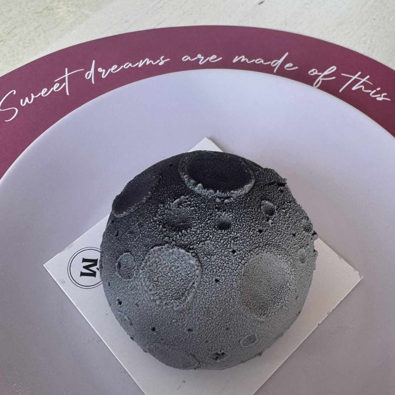 Le dicen asteroide pero parece Luna