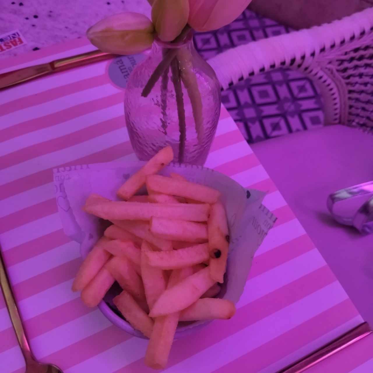 ración de papitas fritas 