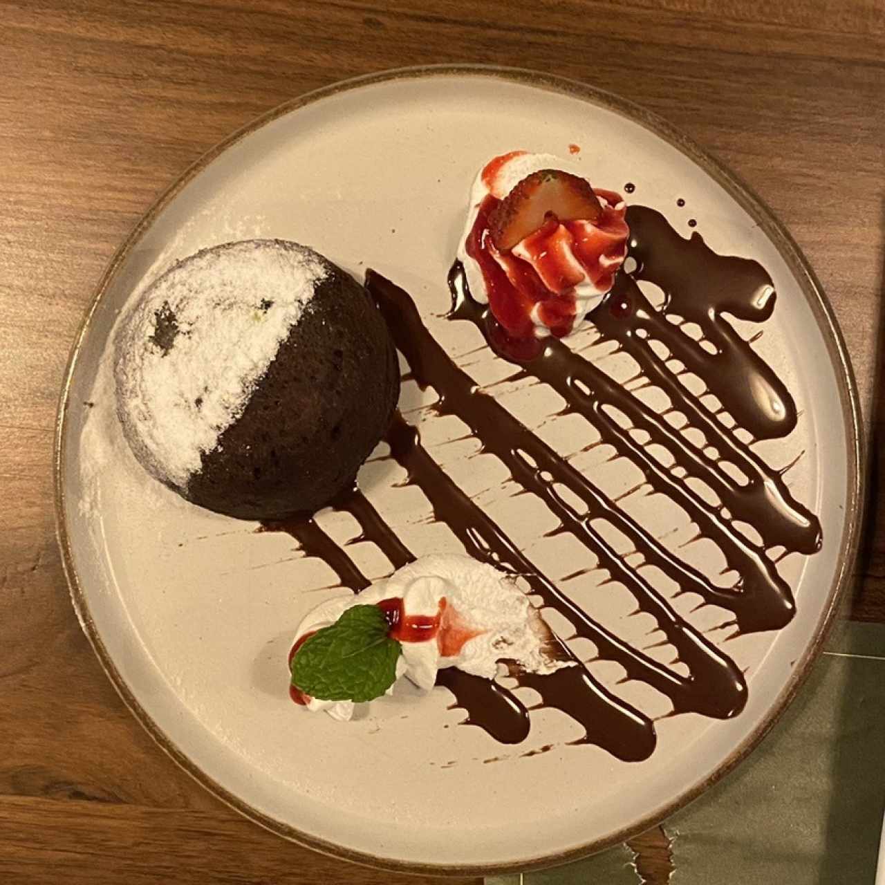 Volcán de chocolate y pistacho 