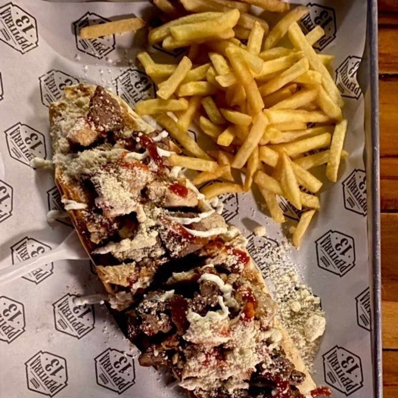 Tradicional de carne y pollo 