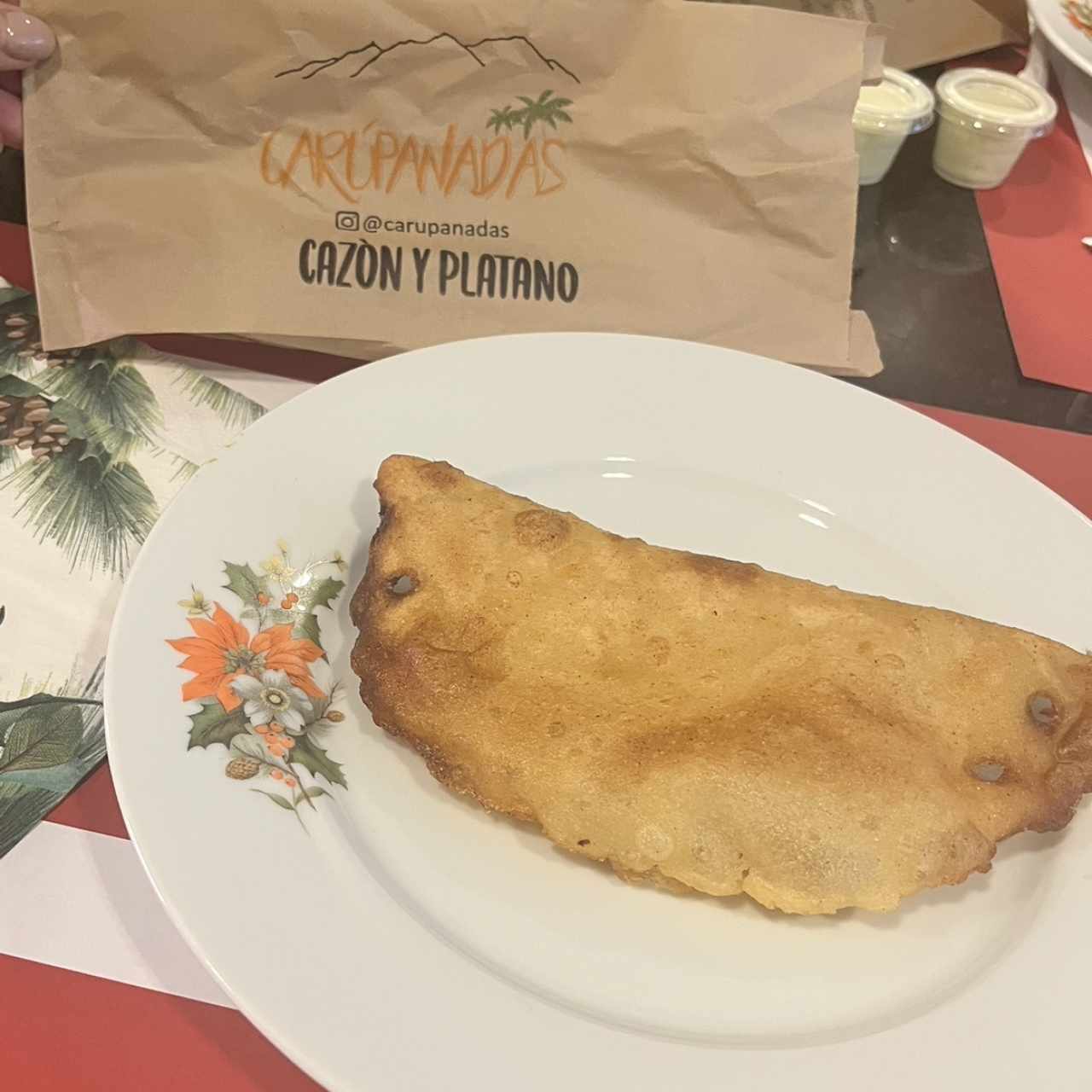 Empanada de cazon von plátano
