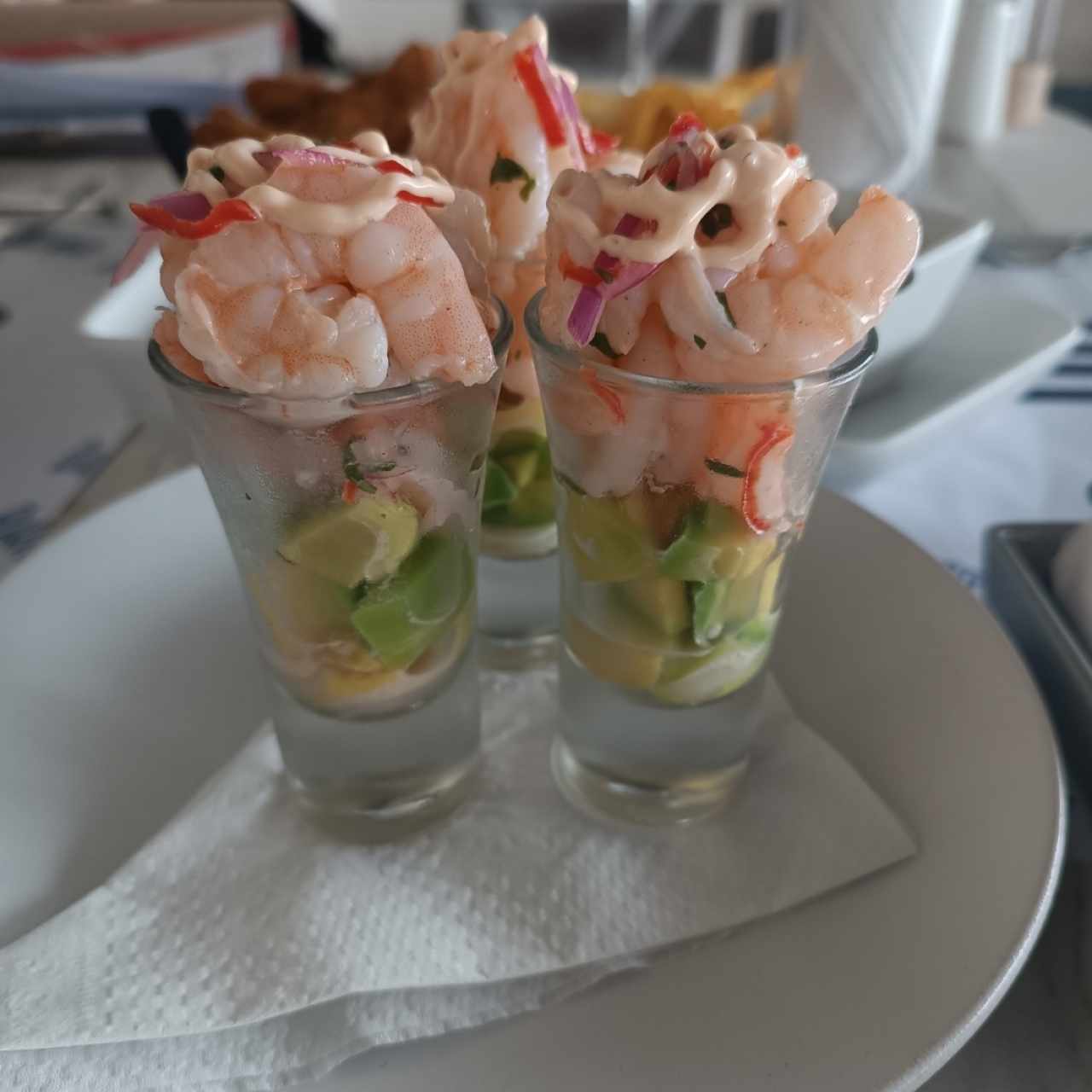 cóctel de camarones tipo pasapalos 