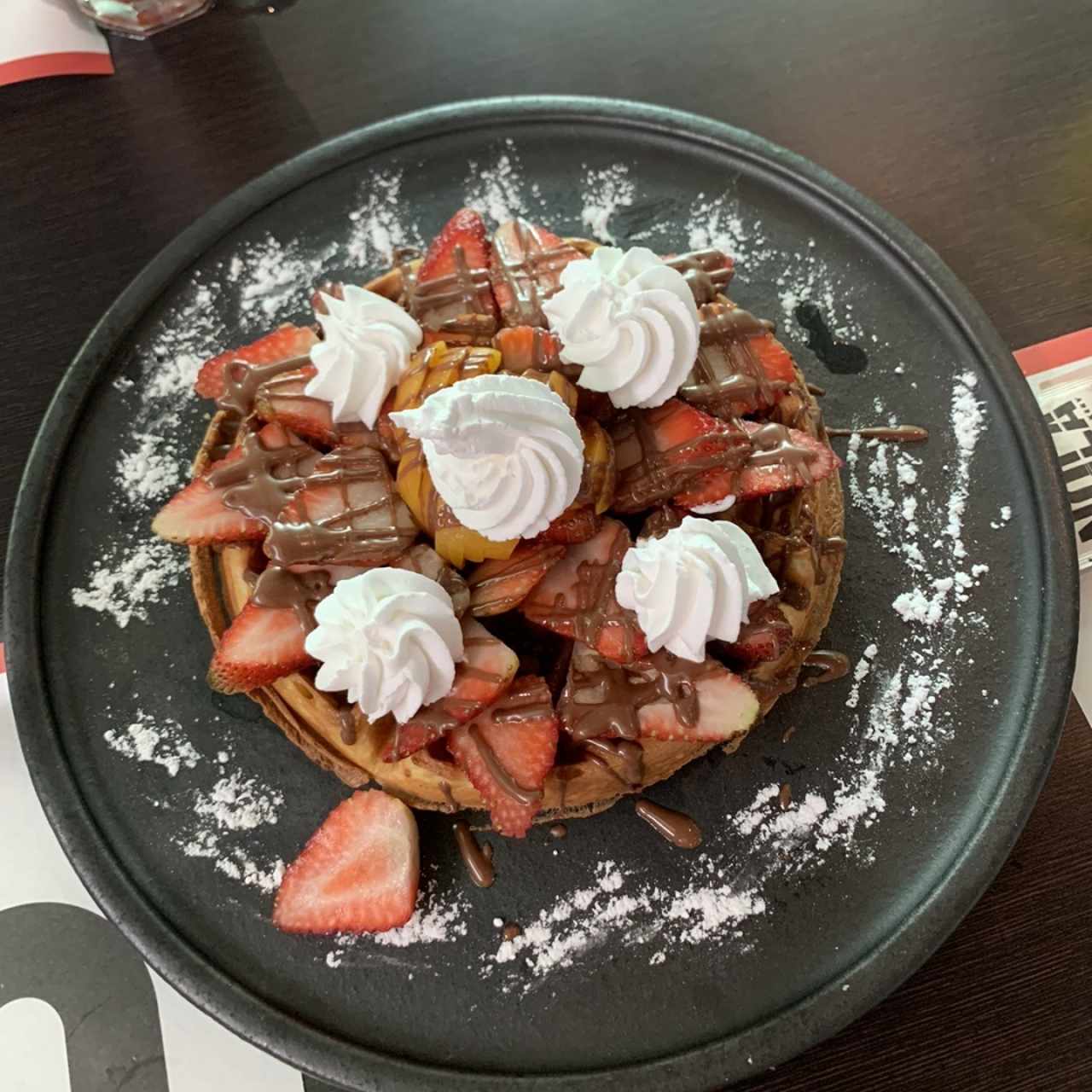 Wafles con Crema Chantillí 