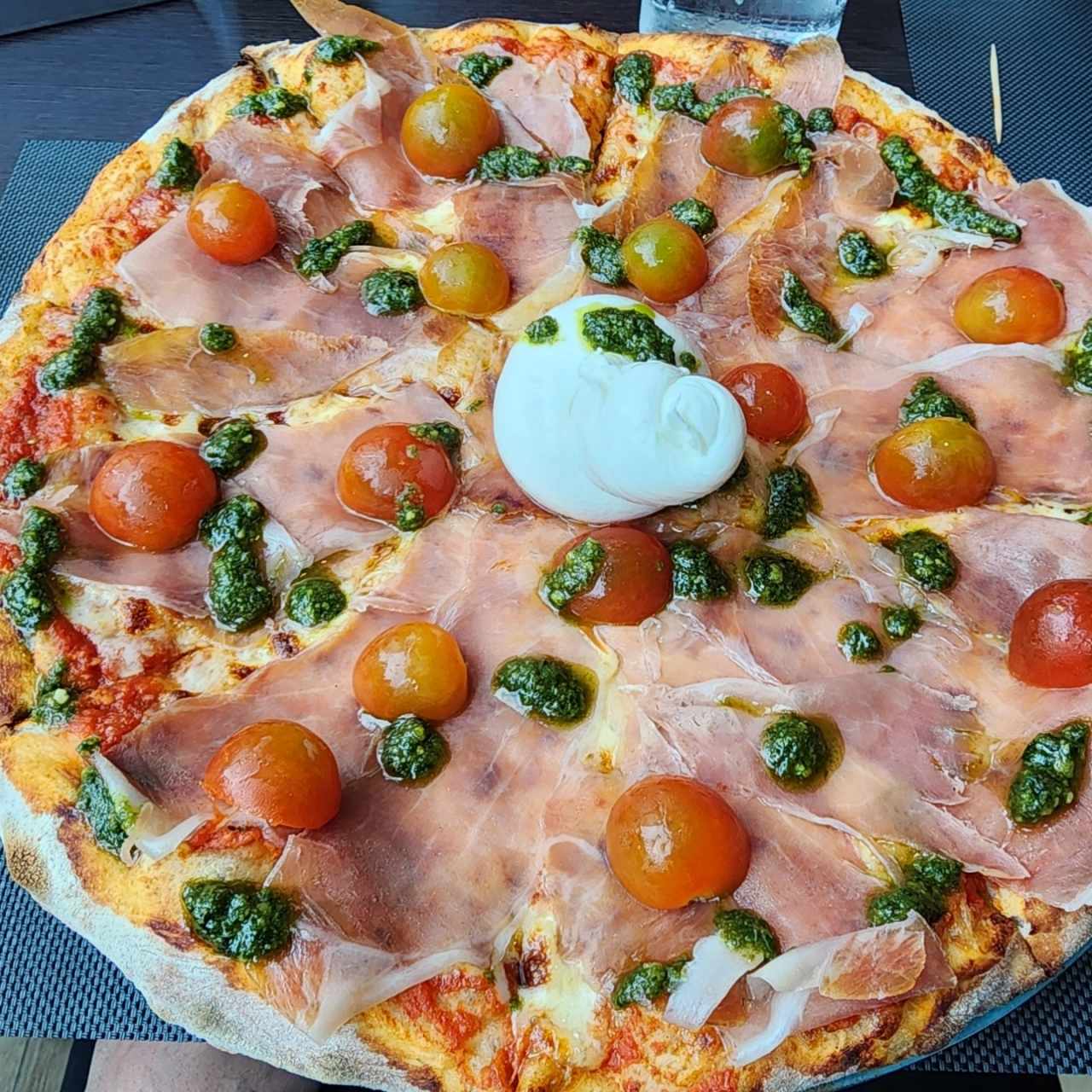 Pizza burrata mediana