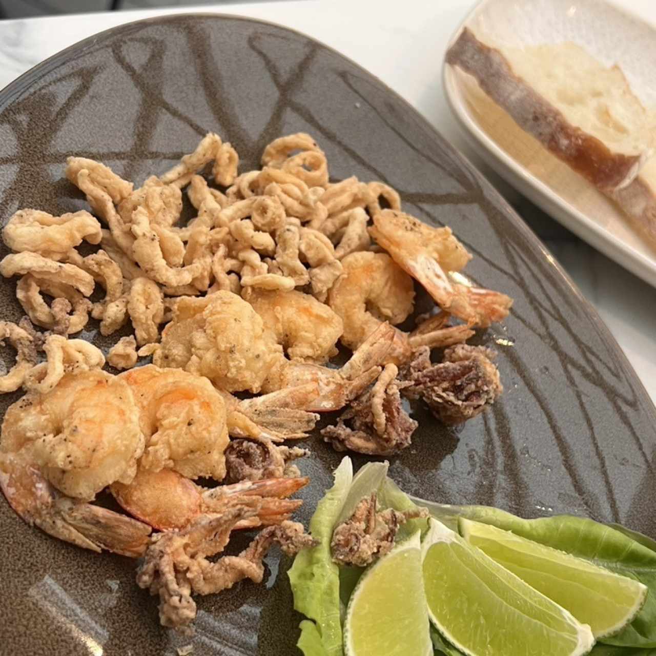 Calamared y “Langostinos”