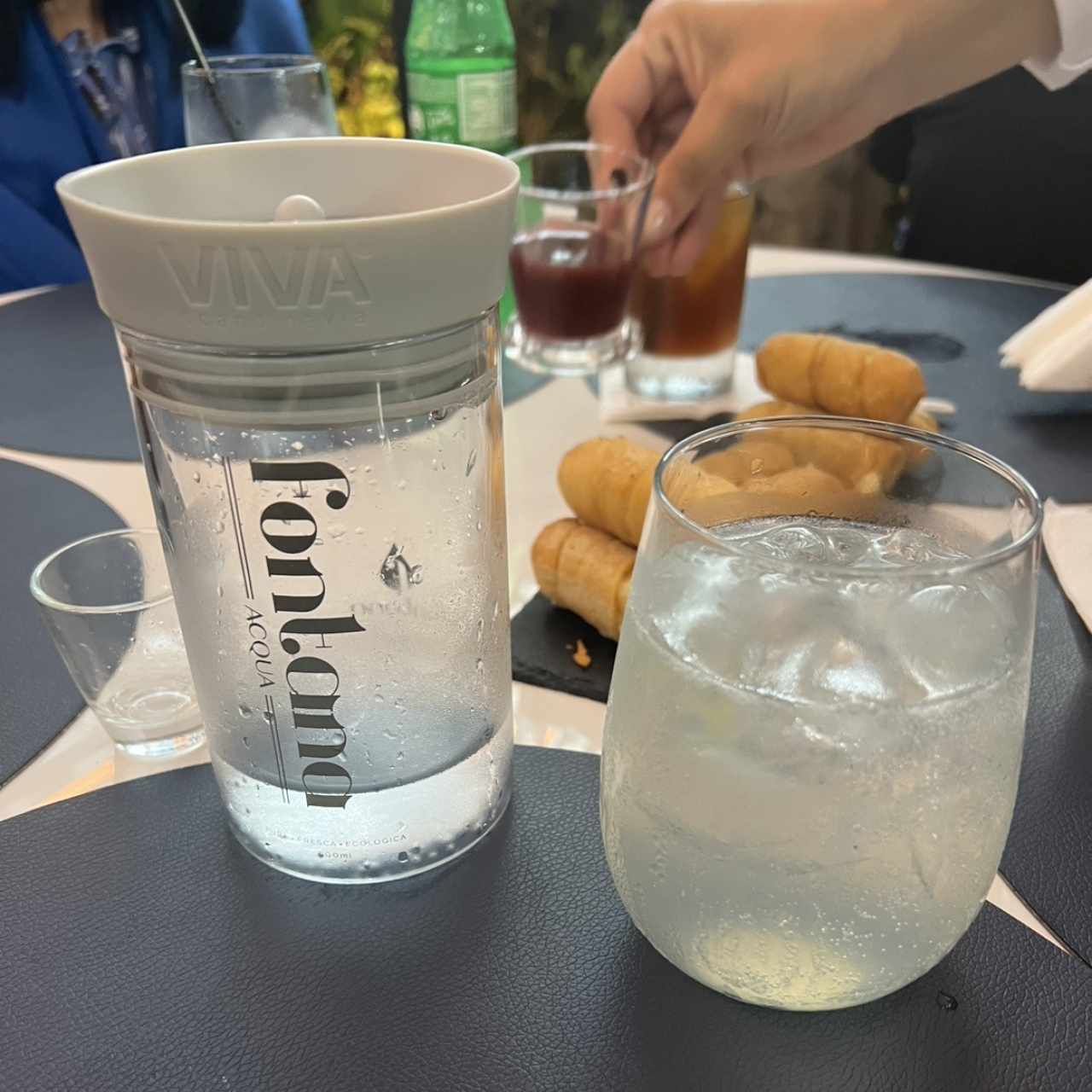Agua con gas 