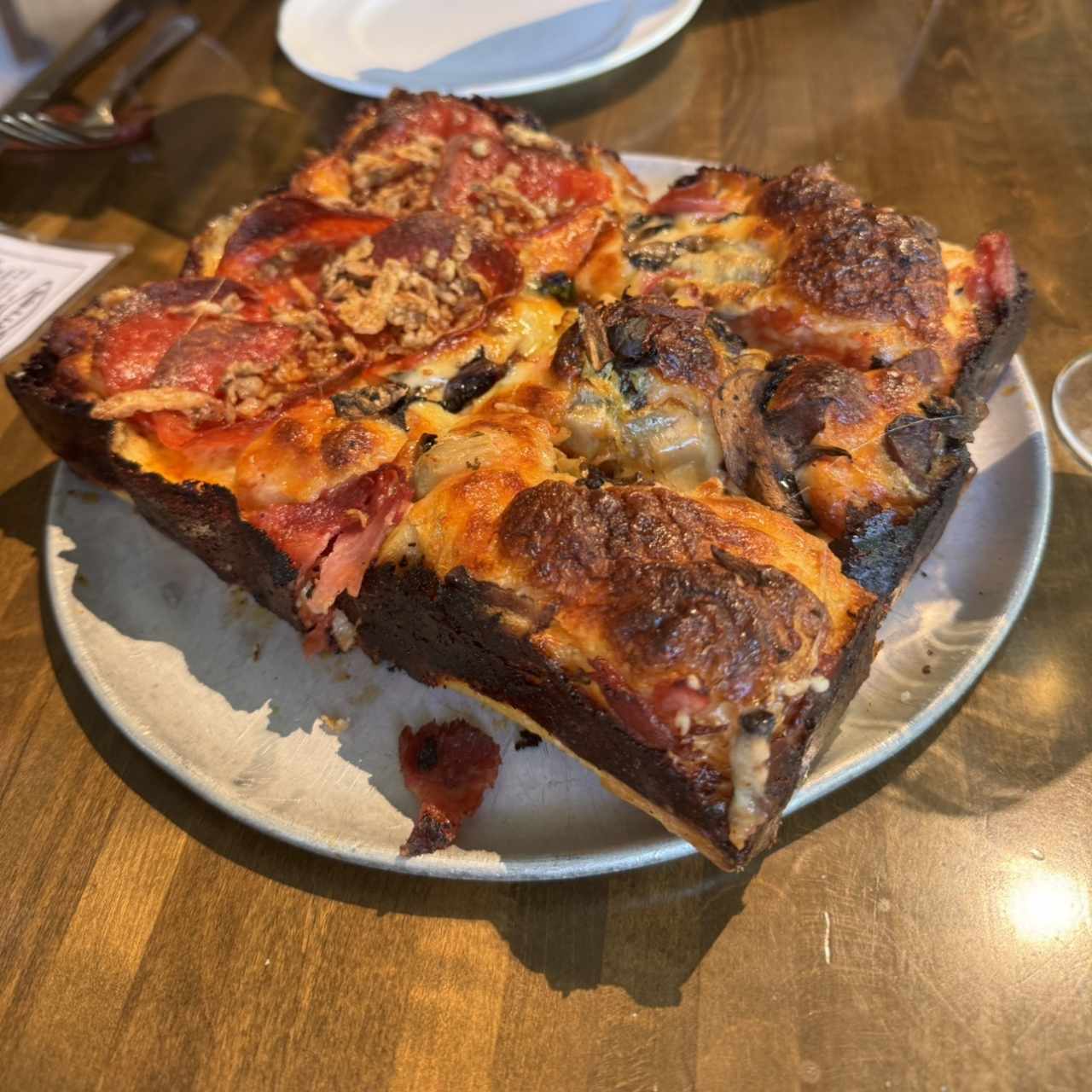 Pizza siciliana caprichosa