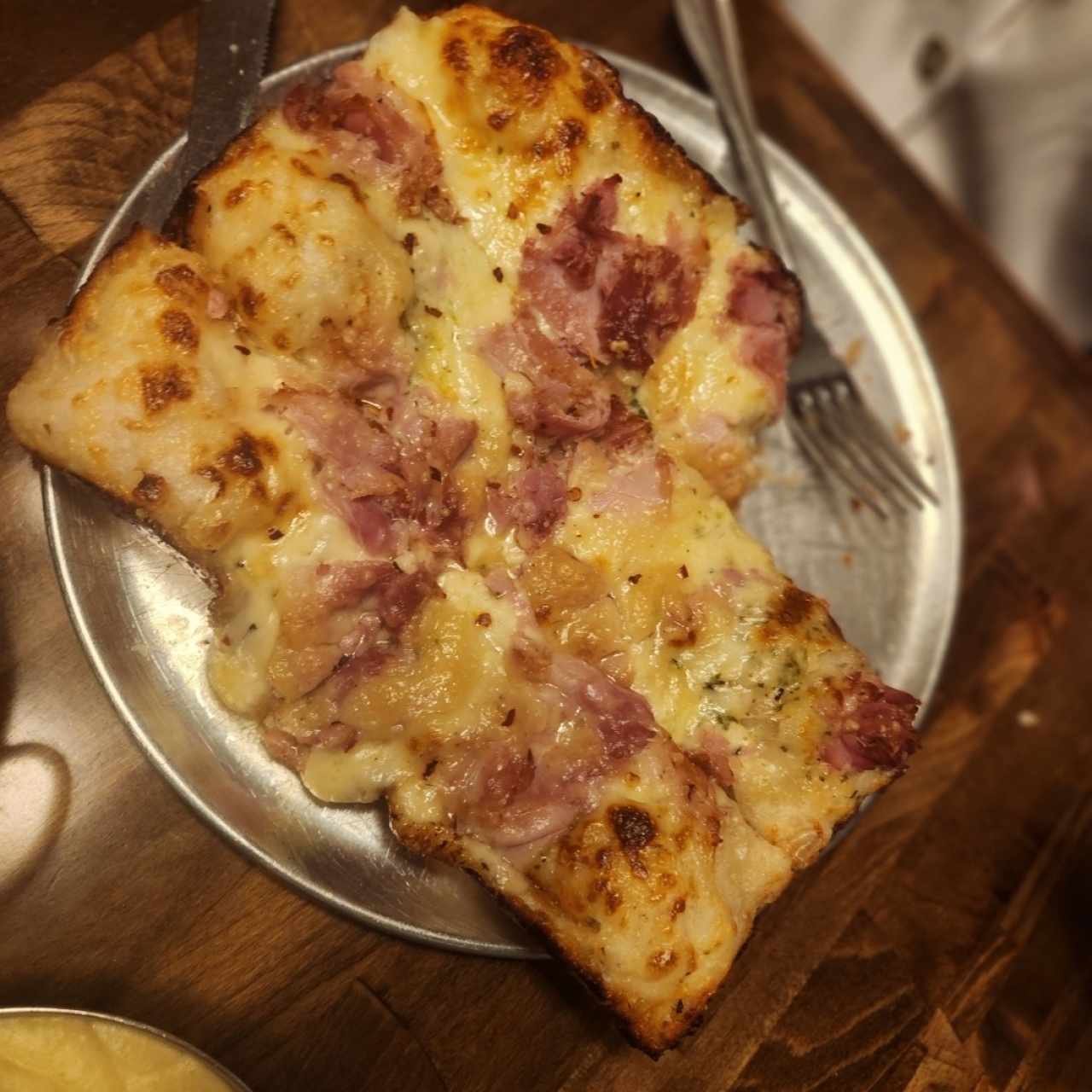 Pizza siciliana cotto y formaggio