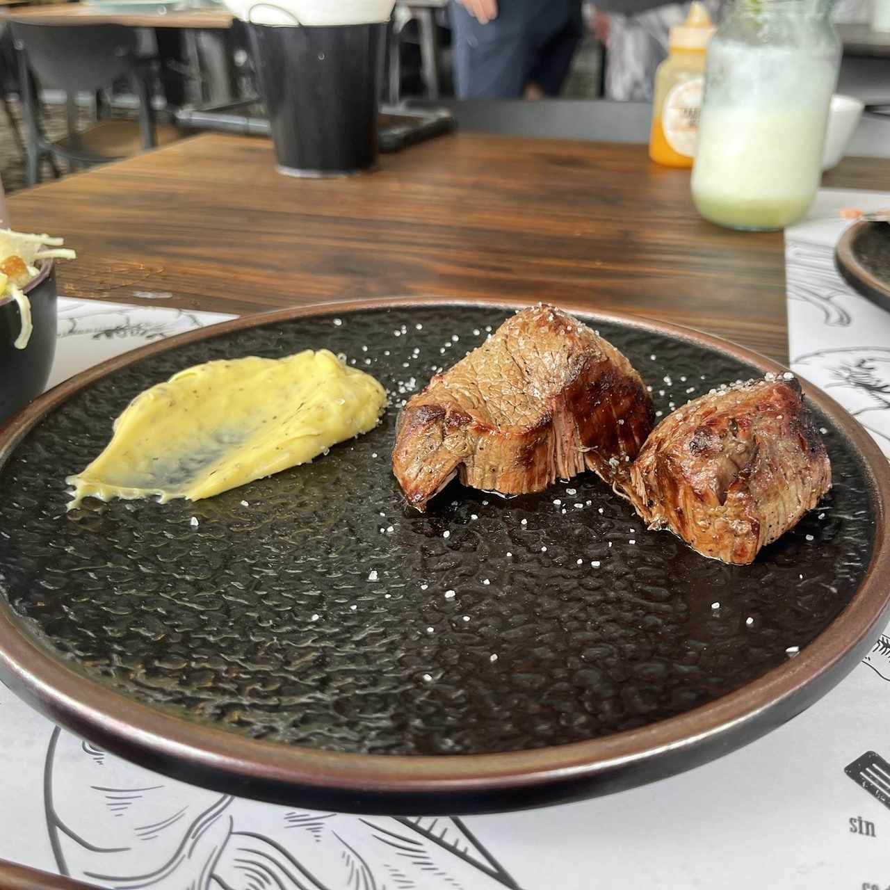 Lomito en salsa Bernaise. Exquisito. 