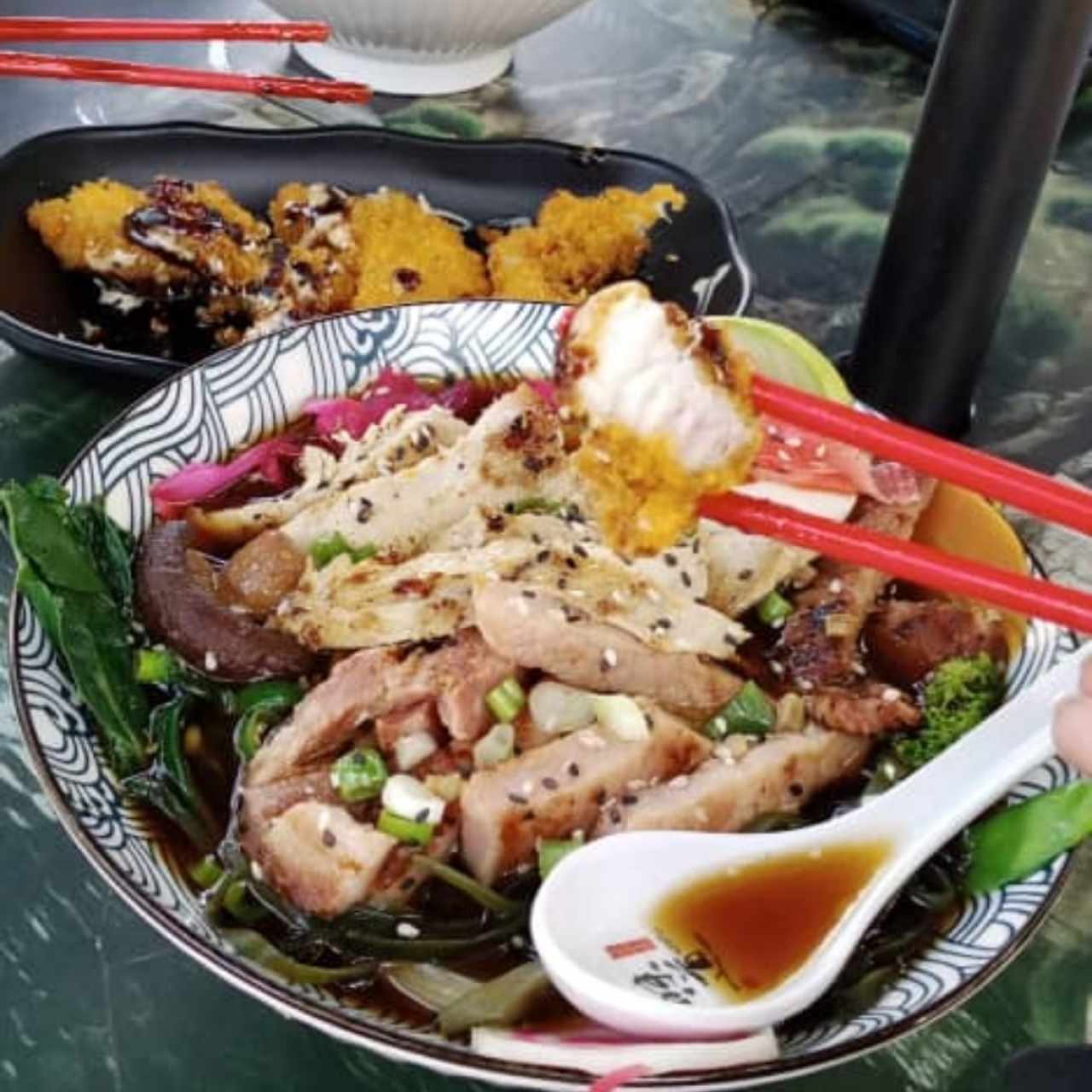 Ramen pollo y cerdo 