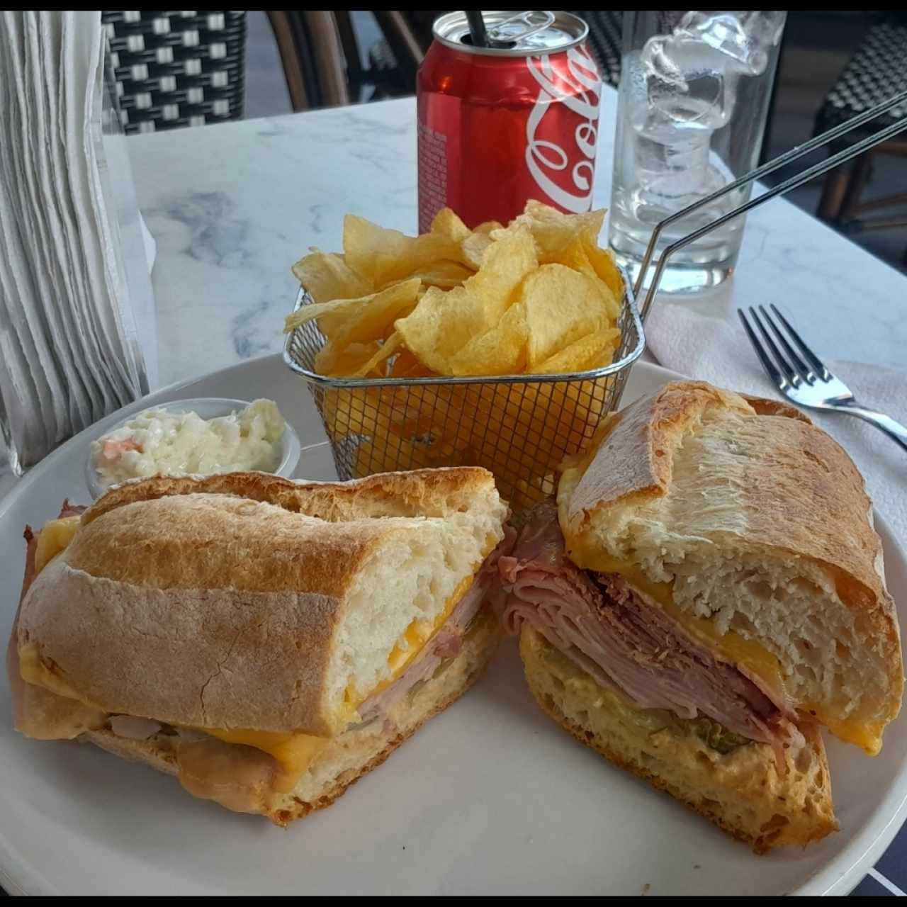 Sándwich con pastrami New York