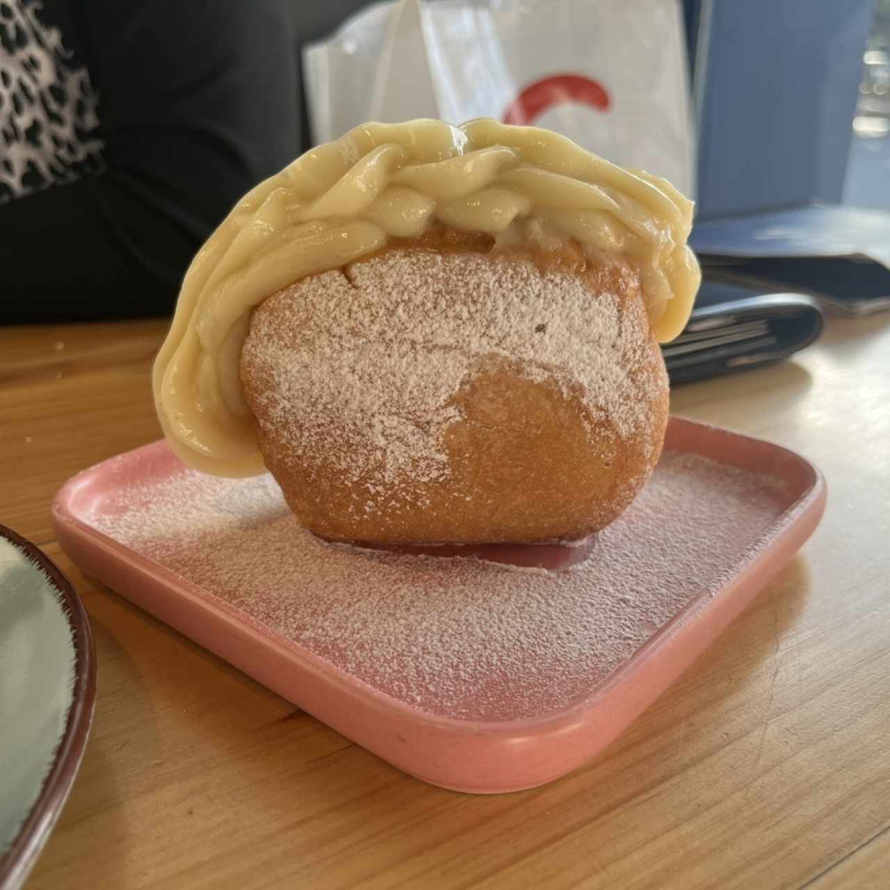Bomba con crema pastelera, ESPECTACULAR!!