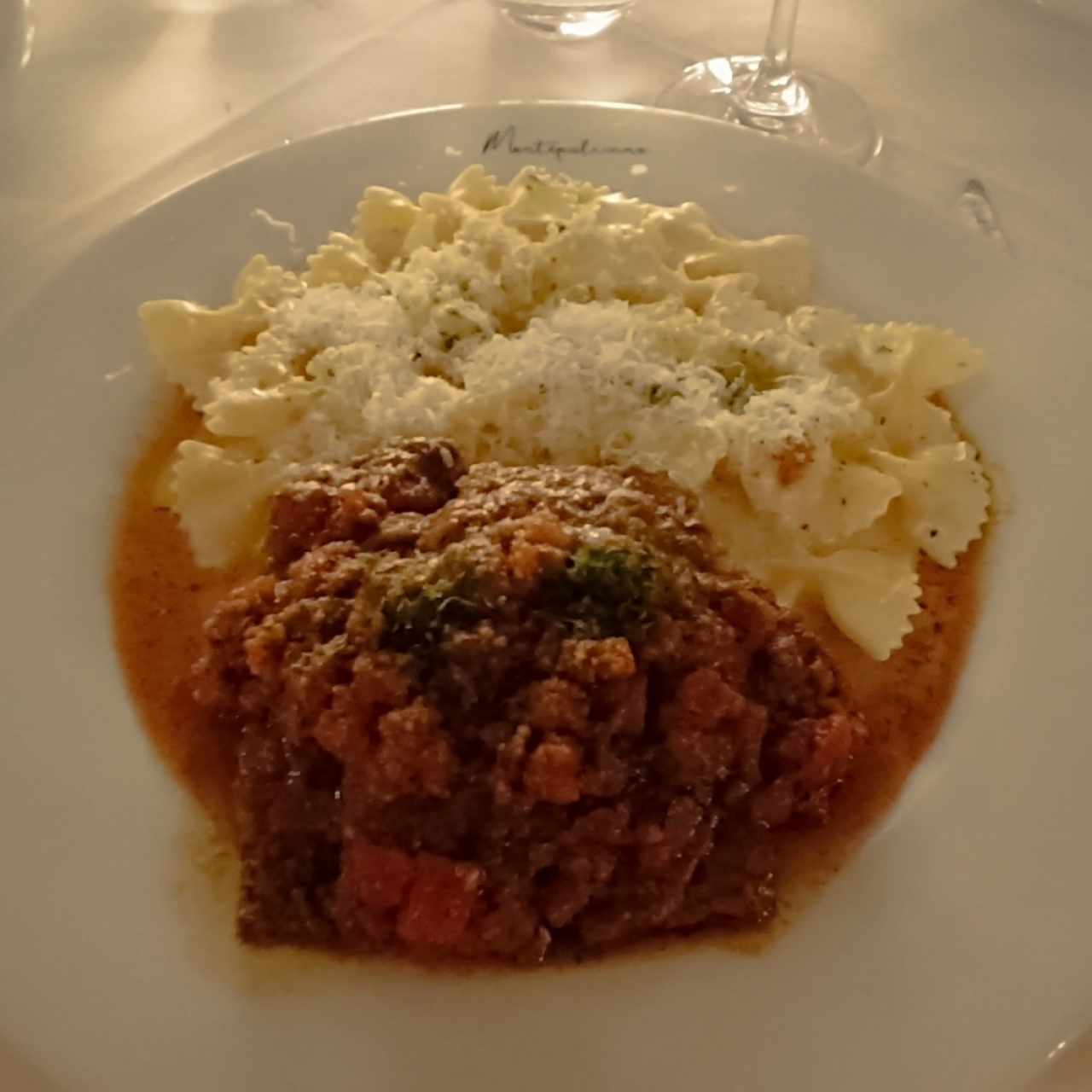 Saltimbocca alla Montepulciano con Farfalle al quattro formaggi