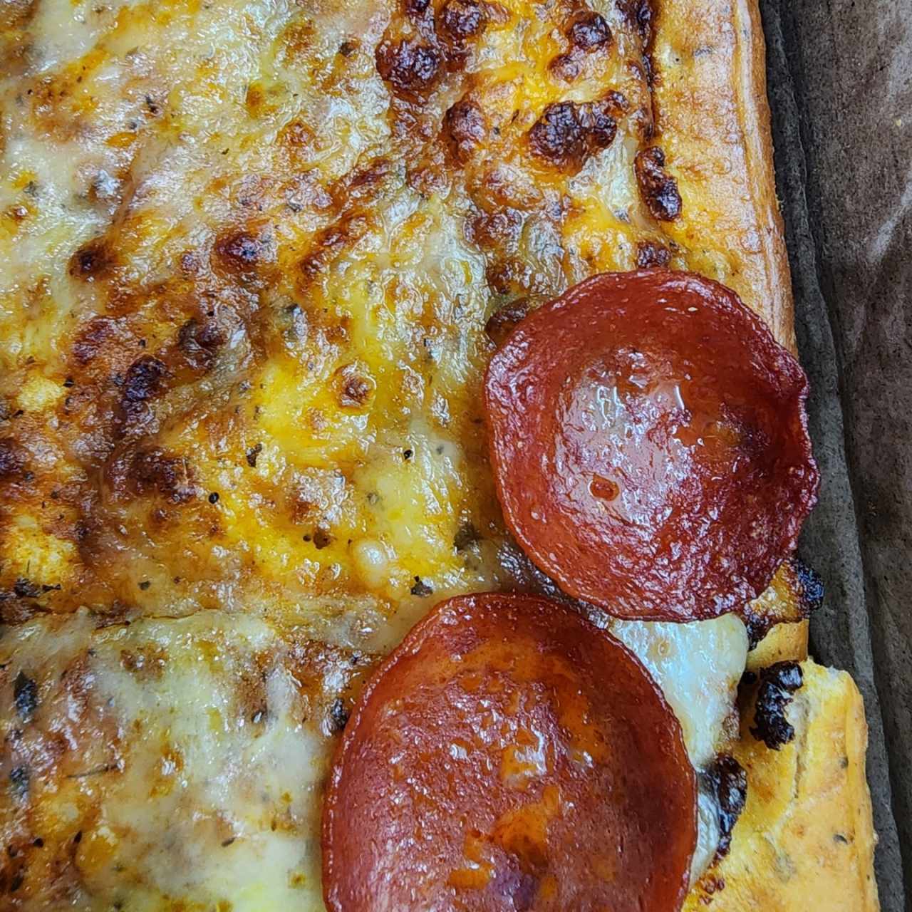 Pizza de pepperoni 