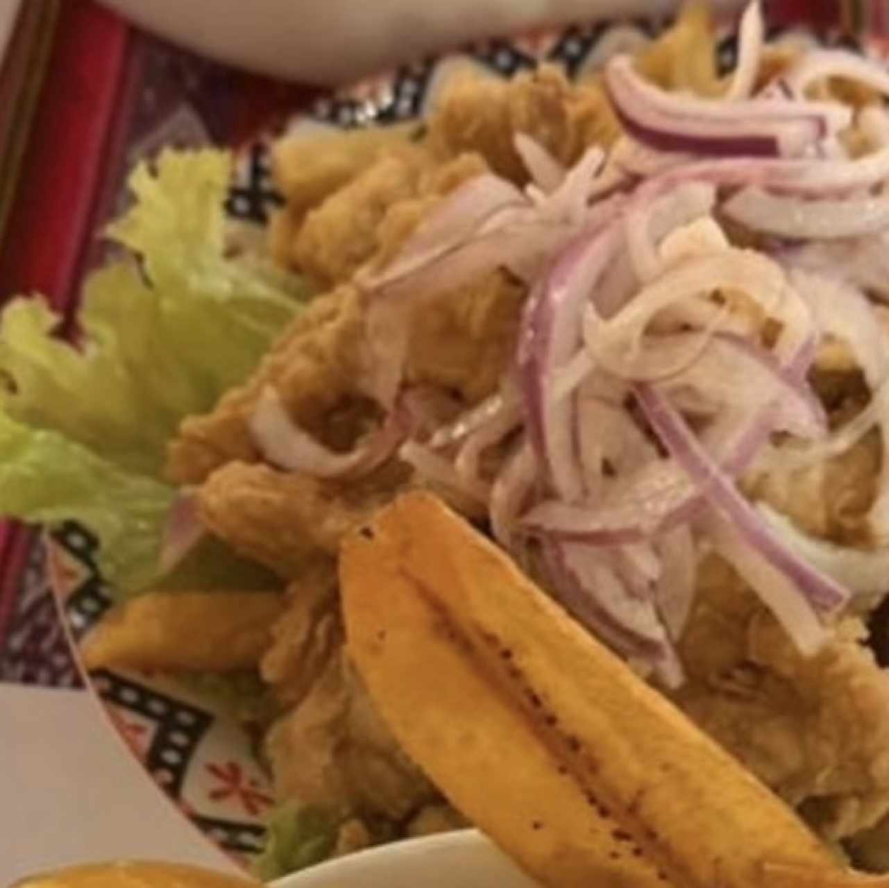 Platos Fuertes - Chicharrón de Pescado