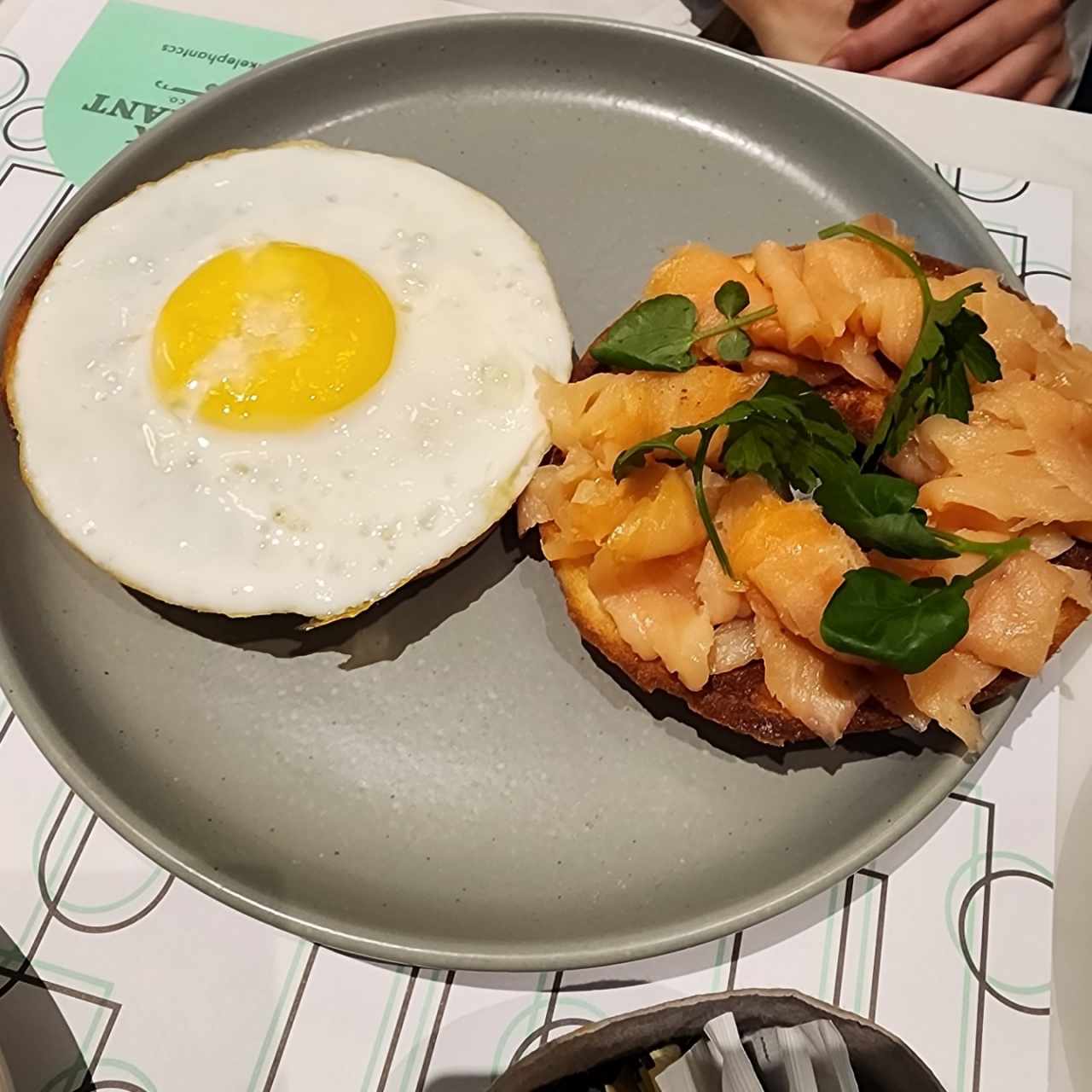 Bagel de salmón 