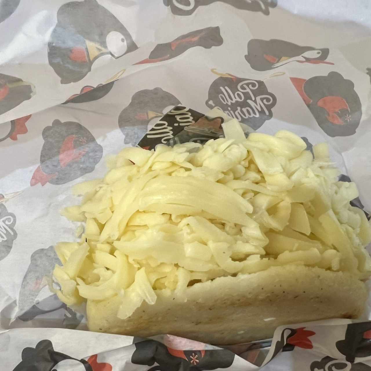 Arepa Pollo con Amarillo