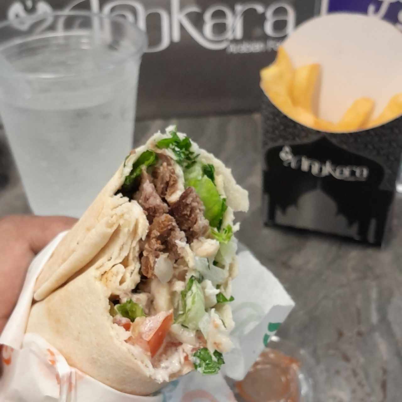 Shawarma mixto en combo