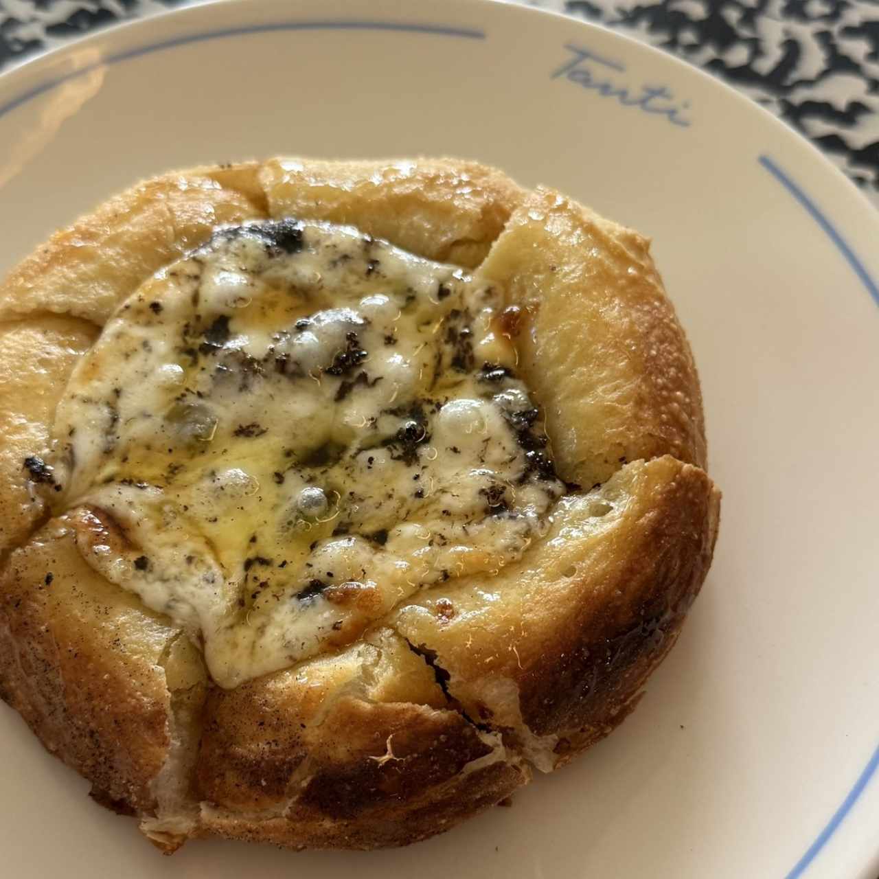 Fonduta de fontina trufada 