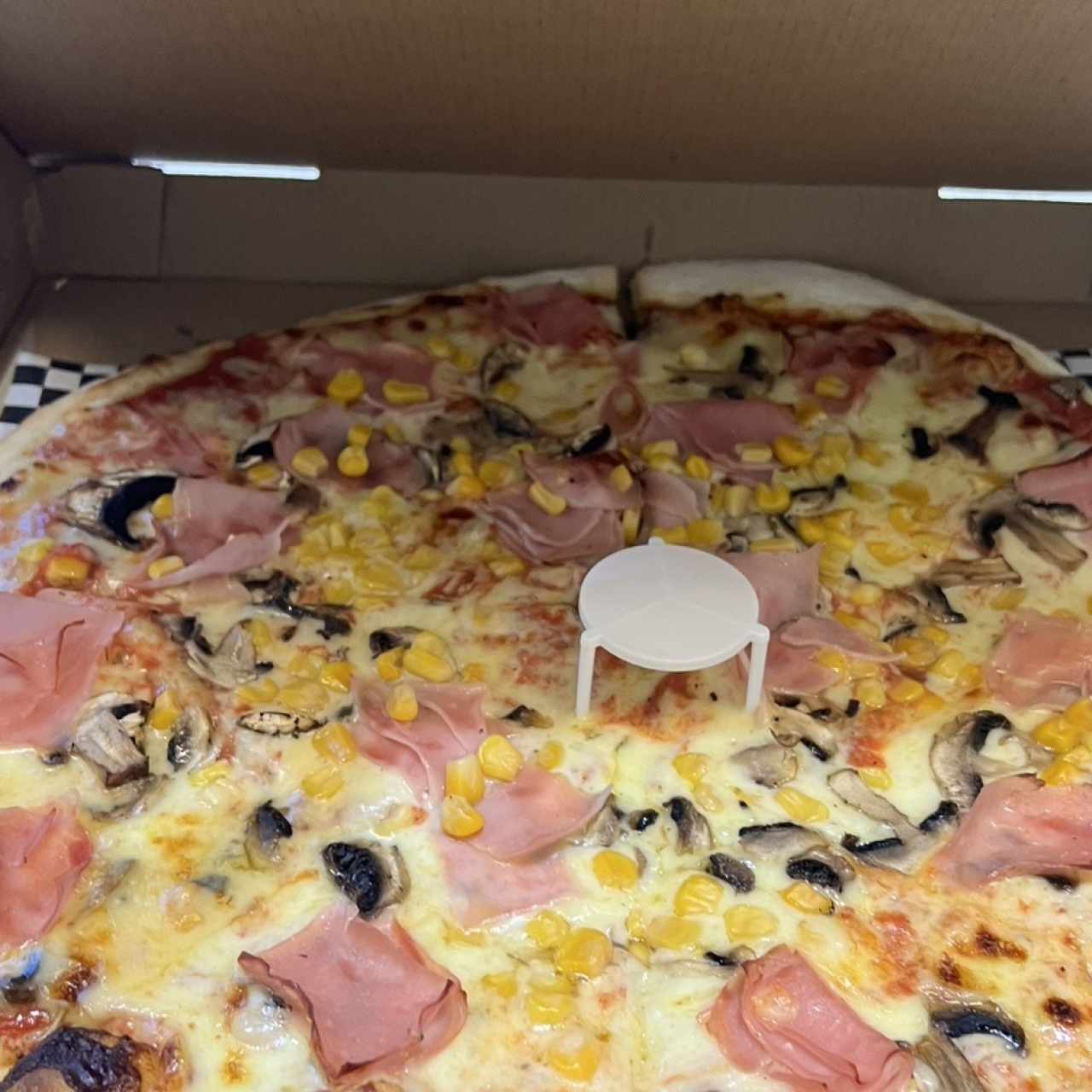 Prociutto Funghi