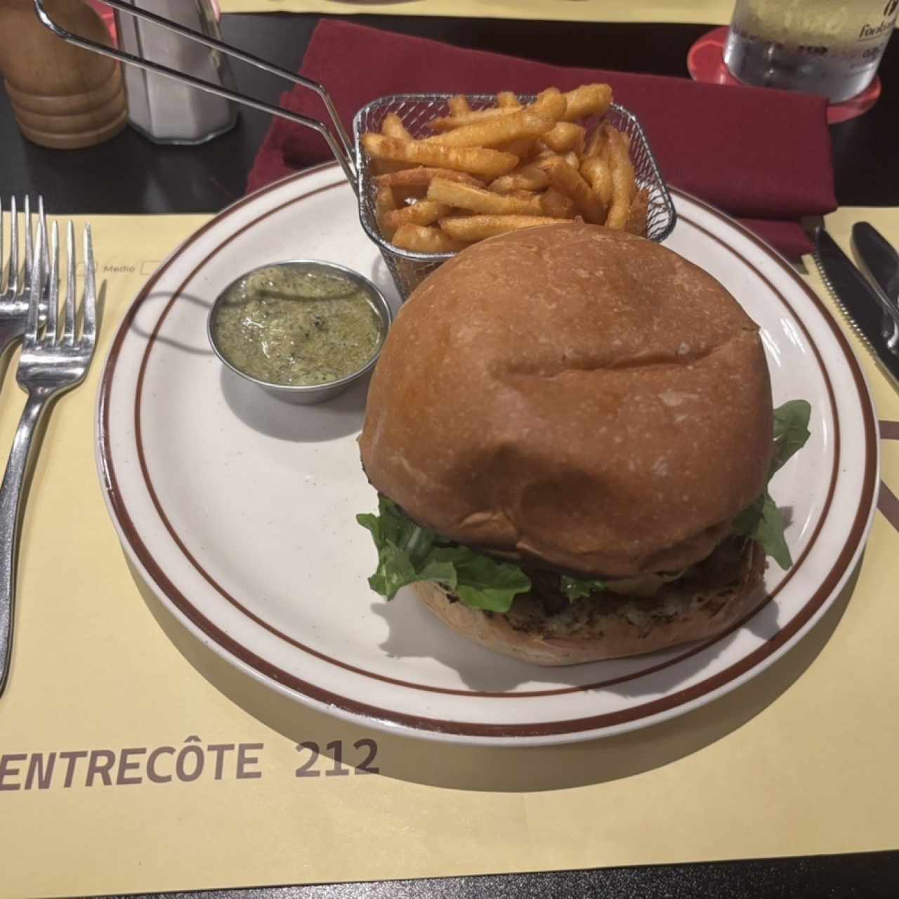 Hamburguesa cafe de paris