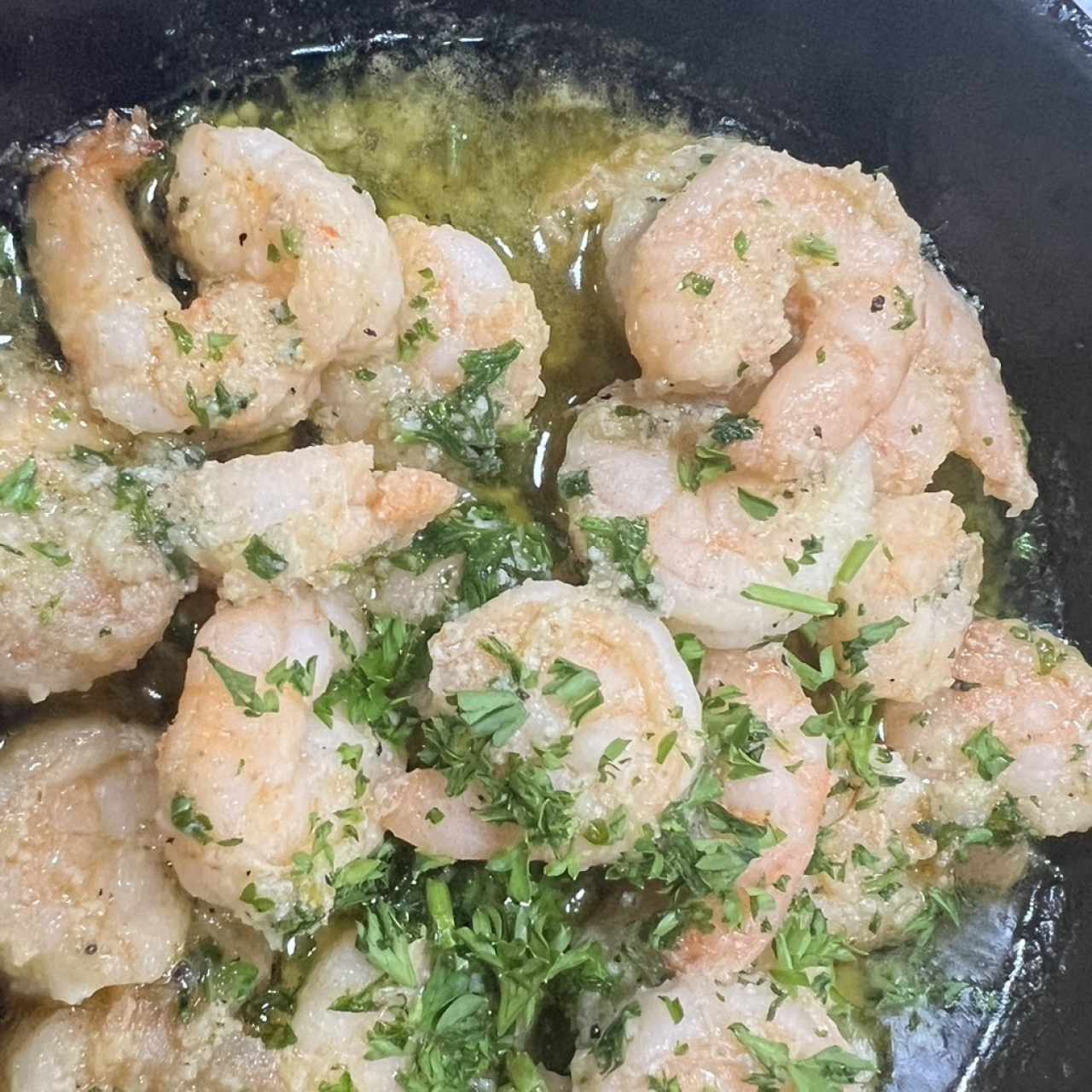 Camarones al Ajillo