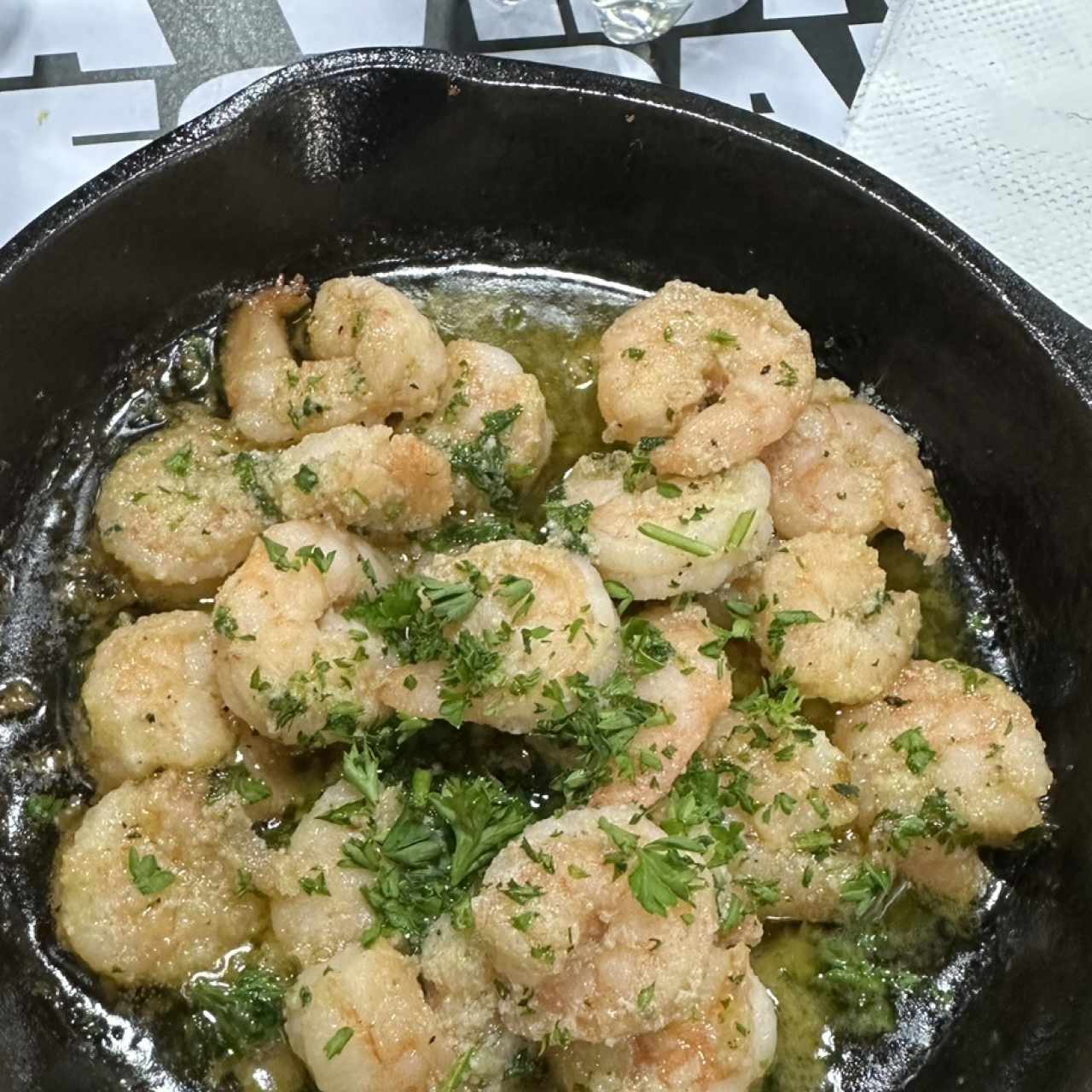 Camarones al ajillo