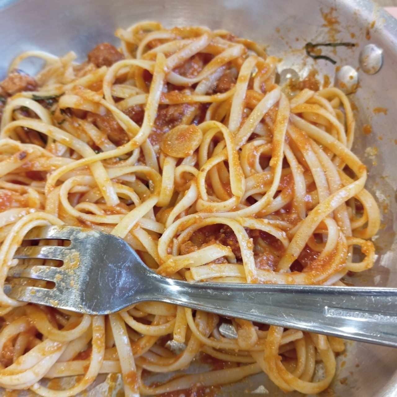 Linguini arrabiata 