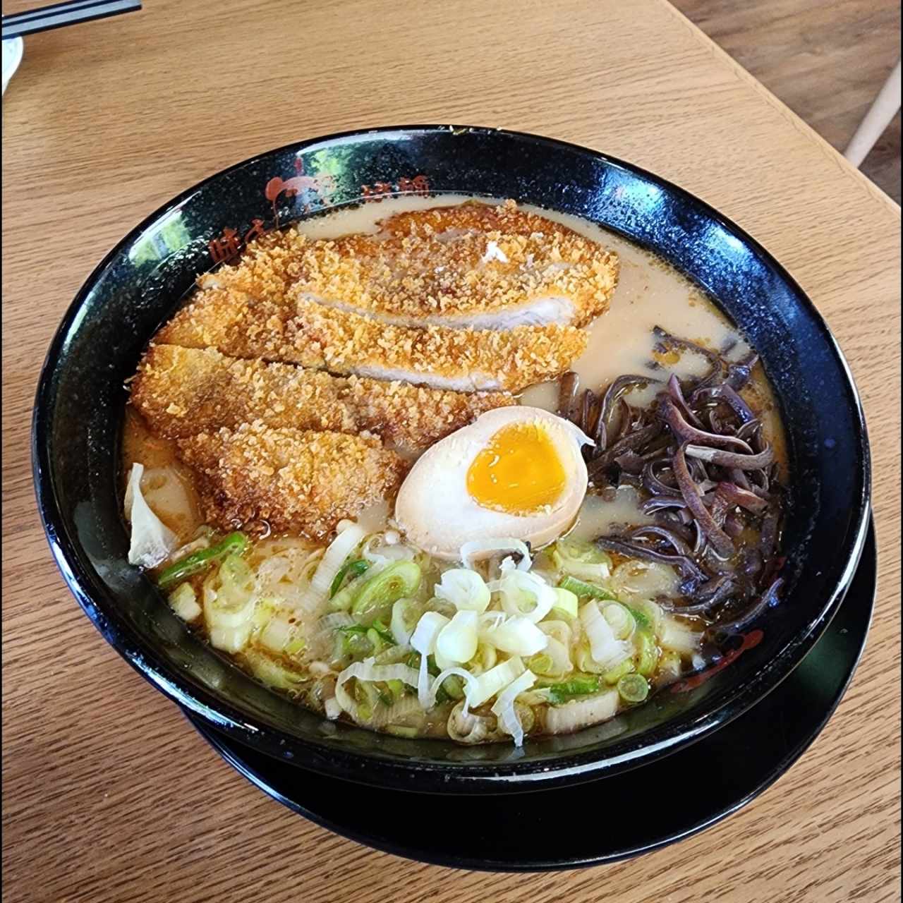 Ramen de cerdo