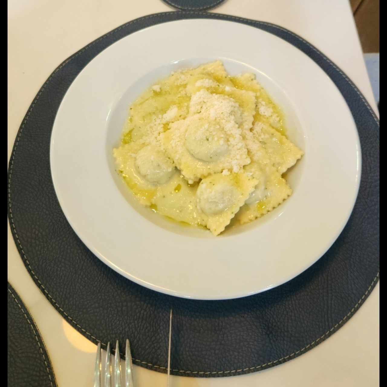 Raviolis ricotta y espinacas 