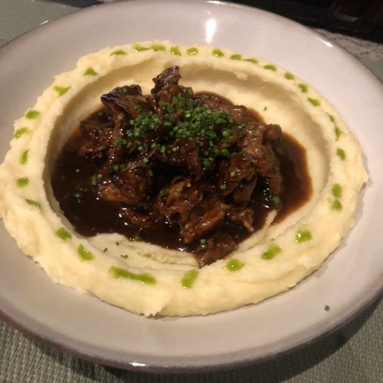 Lomo con puré (esta versión sin champiñones) para paladeres exigentes 