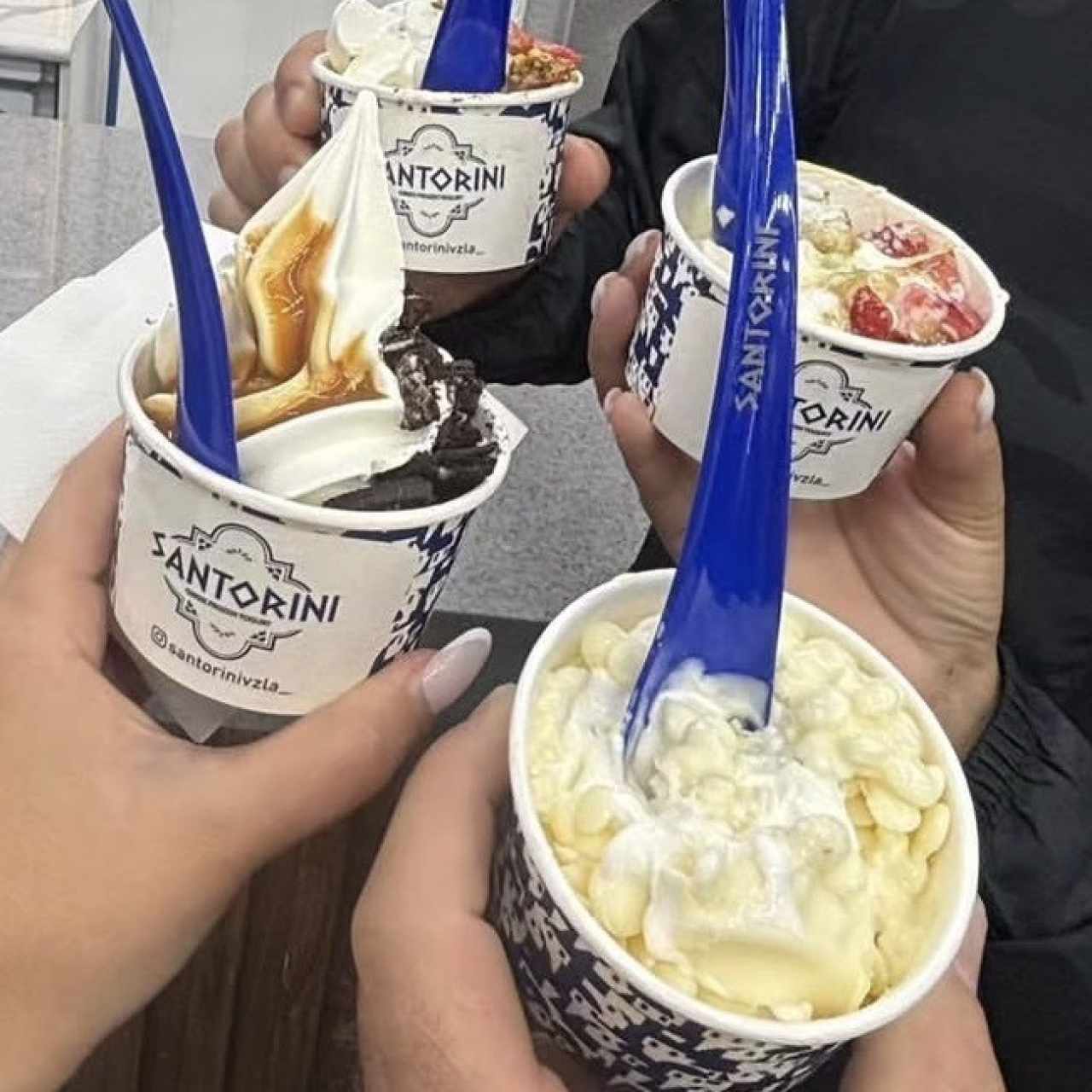 Muy buenos helados de yogurt griego!!