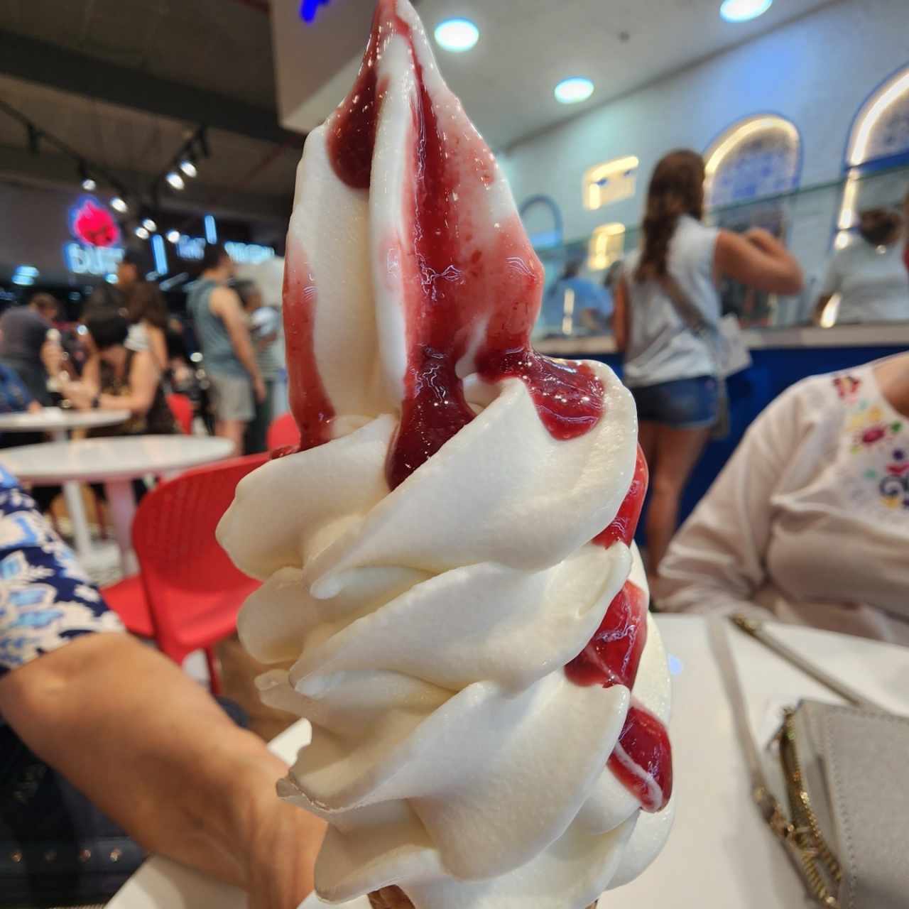 Barquilla con toping de fresa
