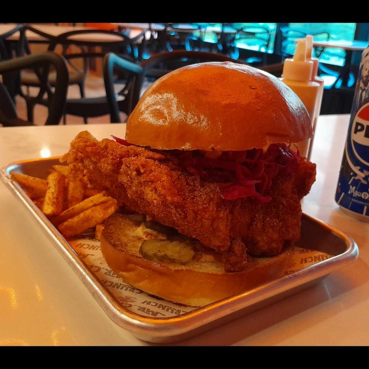 "Sanguchito" Classic chi-chicken 