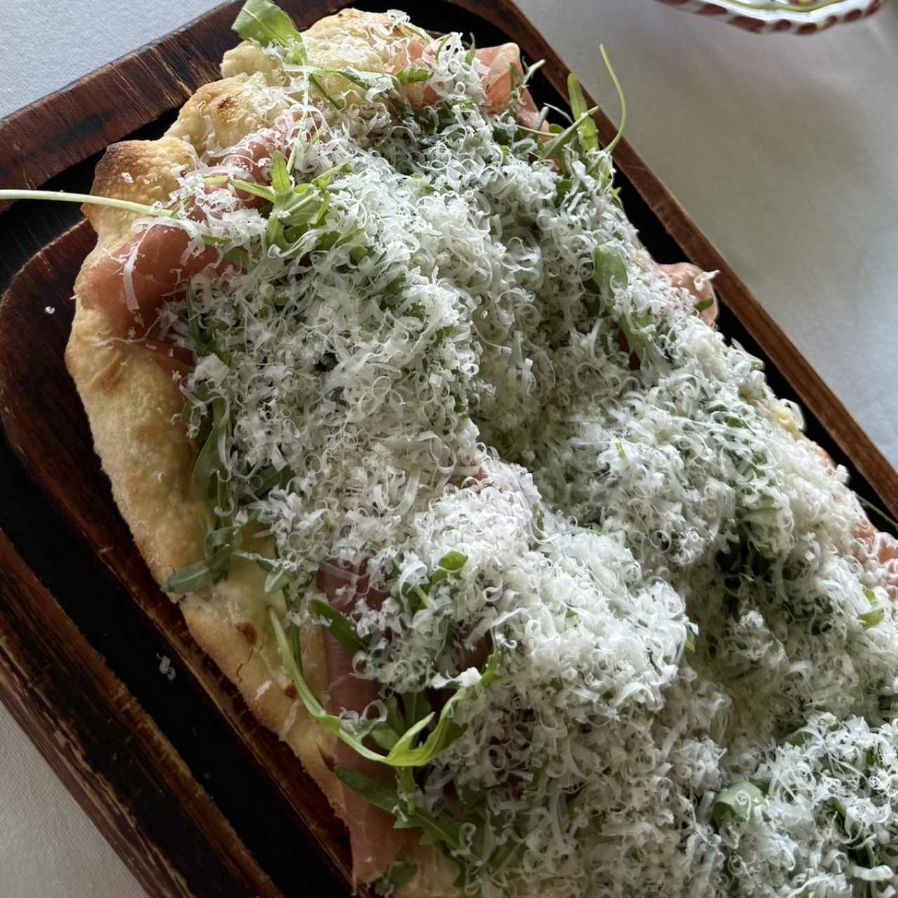 Pizza a la pala prosciutto
