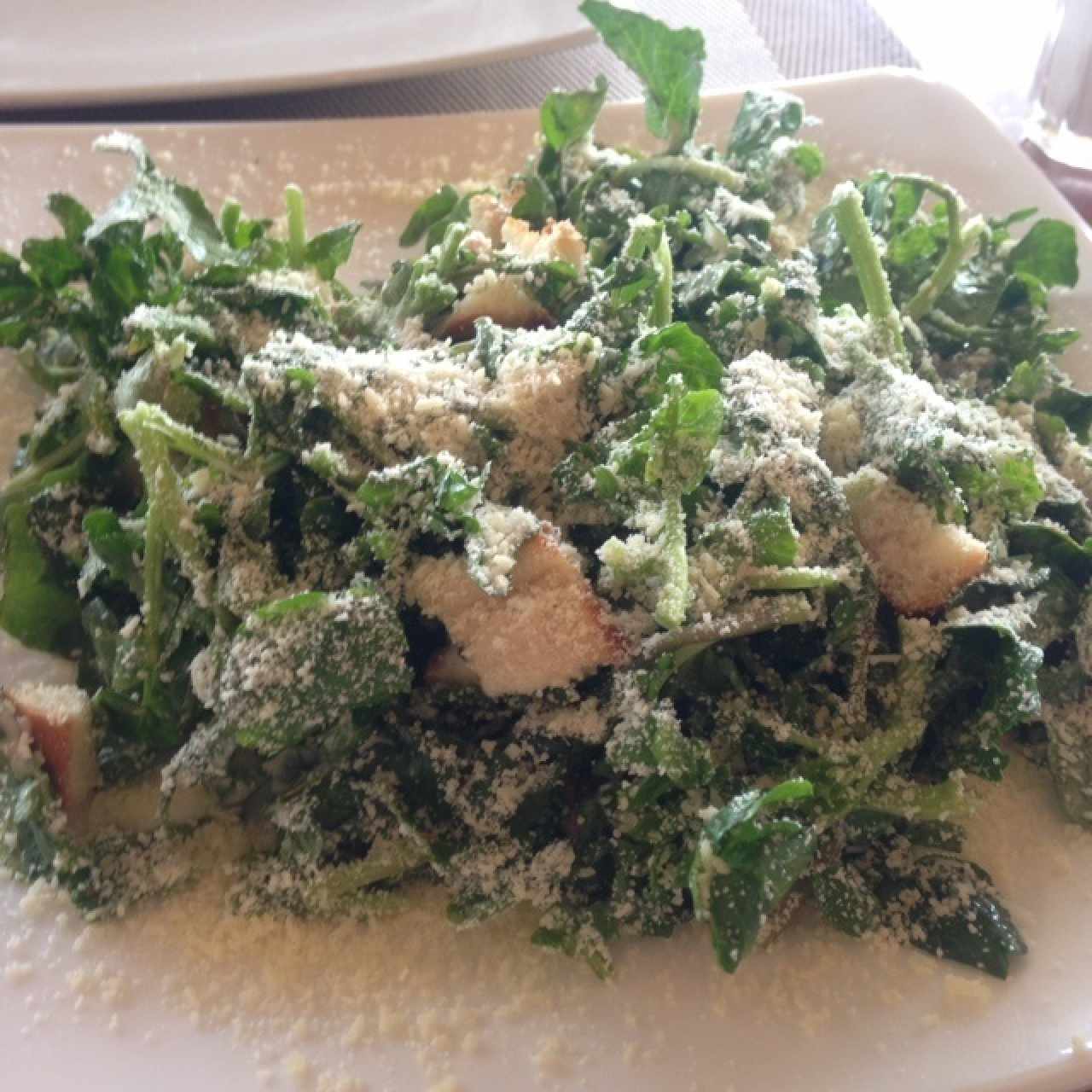Ensalada Cesar de berro