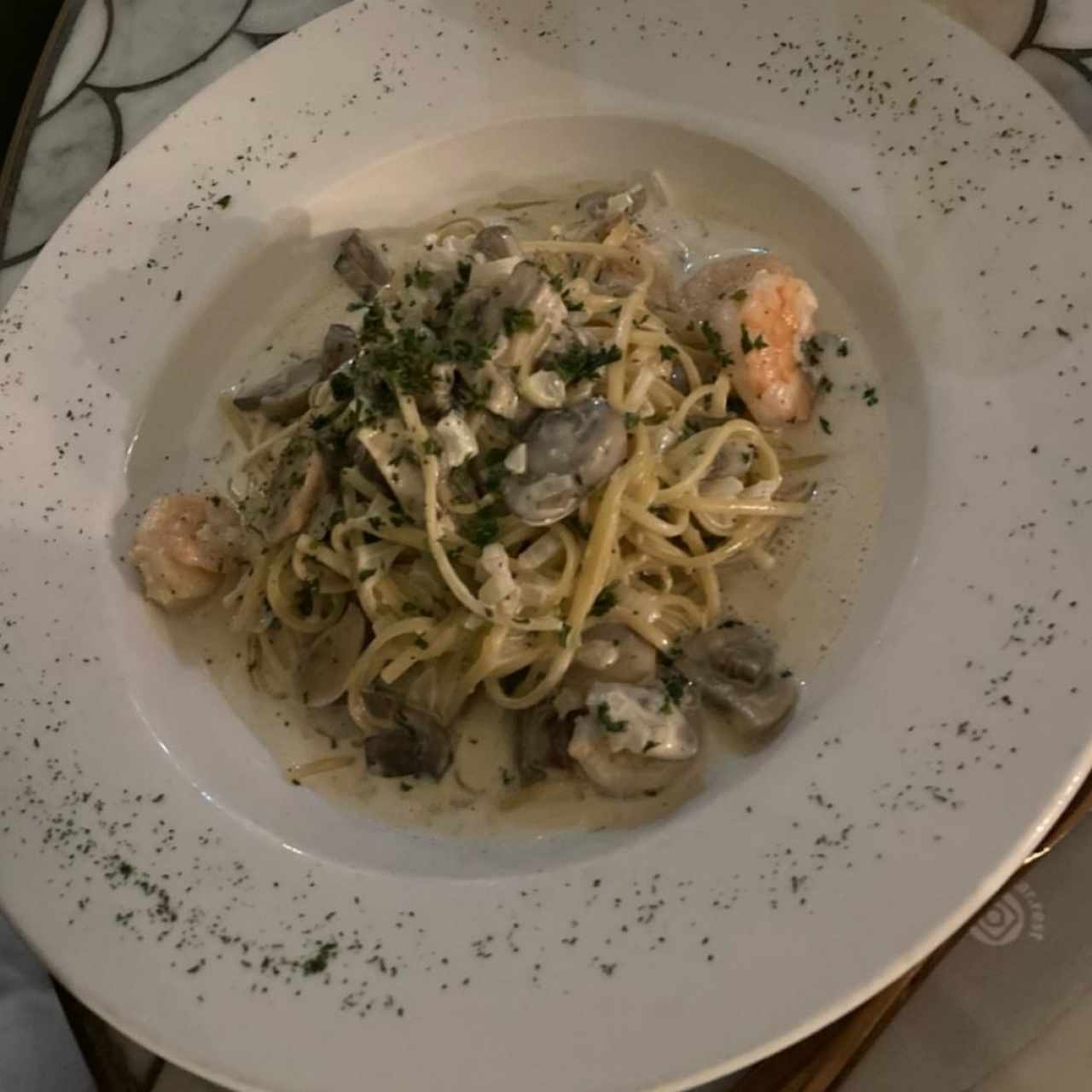 Linguini con Camarones