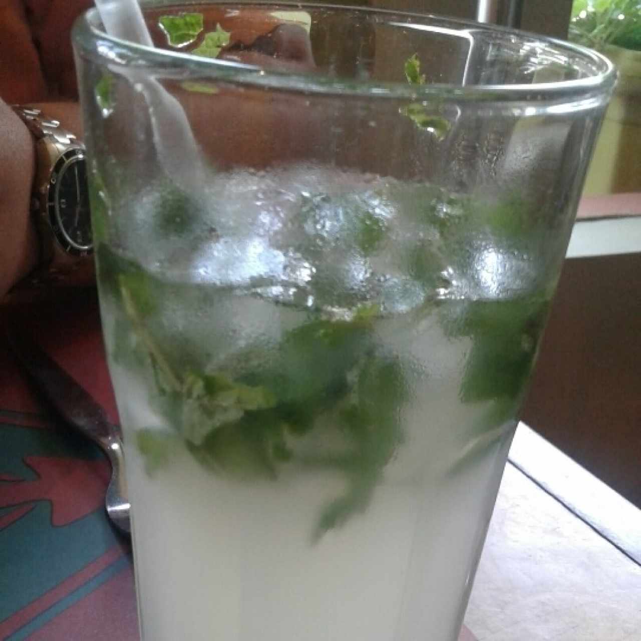 limonada con hierbabuena 