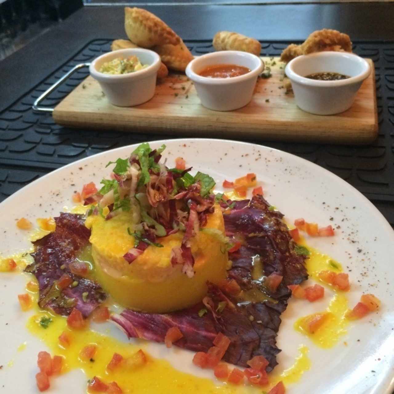 causa limeña y tavola de degustacion