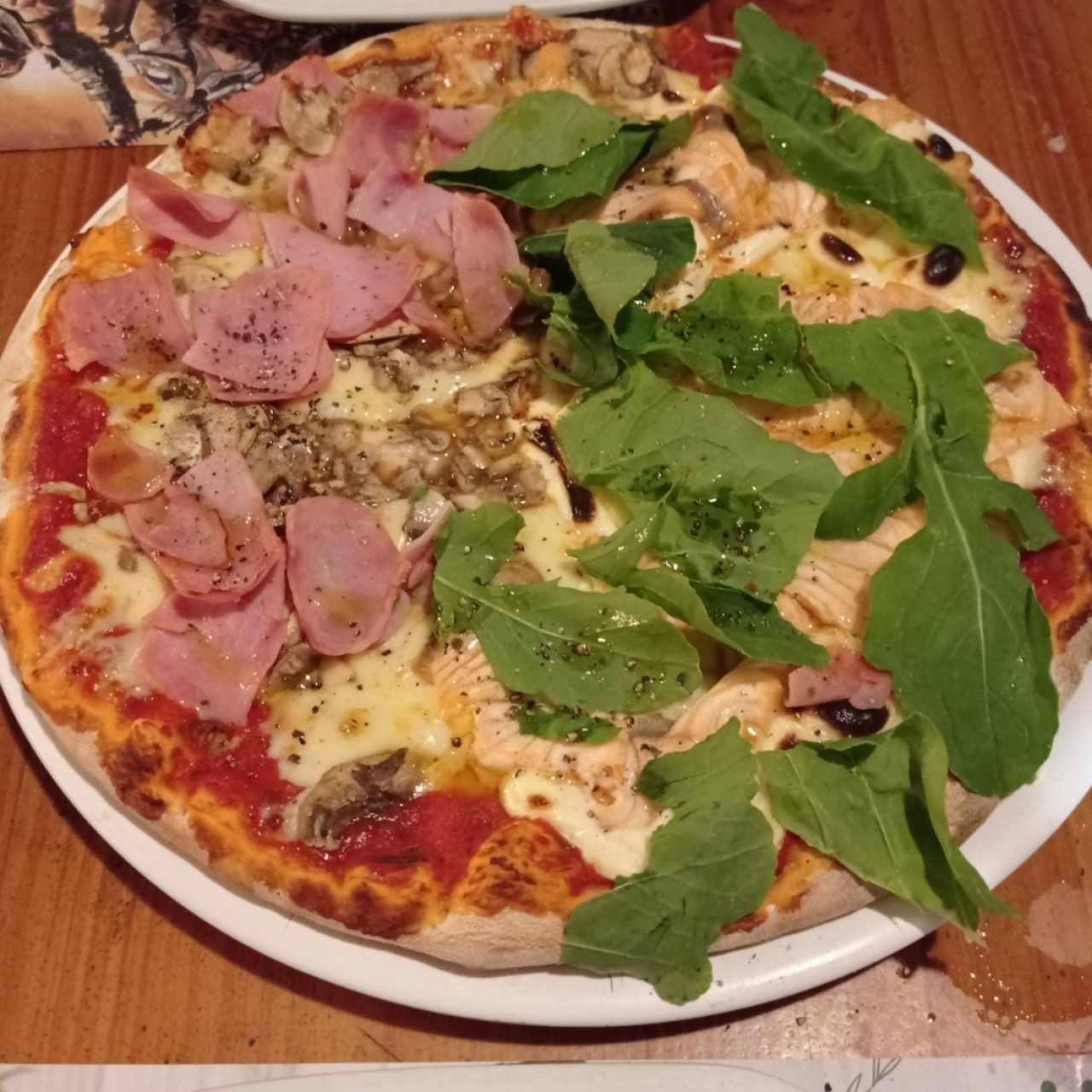 PROSCCIUTO FUNGHI + MEDITERRÁNEA