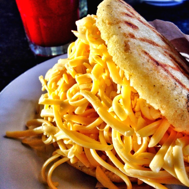 Arepa de amarillo