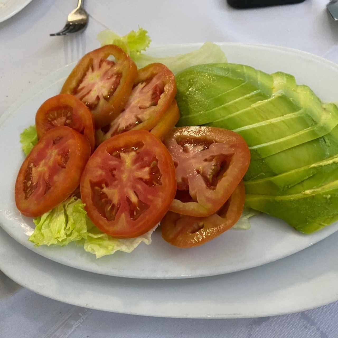 Ensalada Tomate y Aguacate 