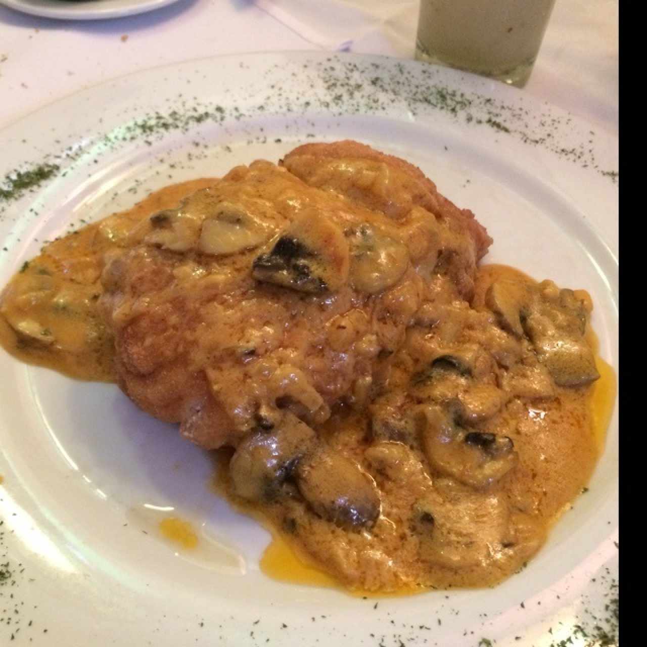 Gordon blue de mero con salsa de champiñones 