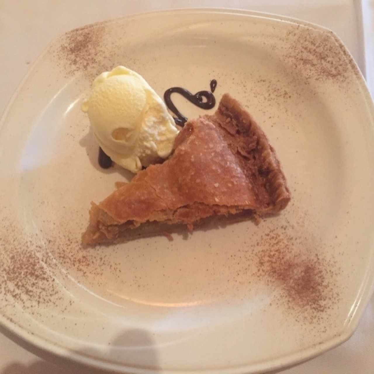 Pie de Manzana con Helado