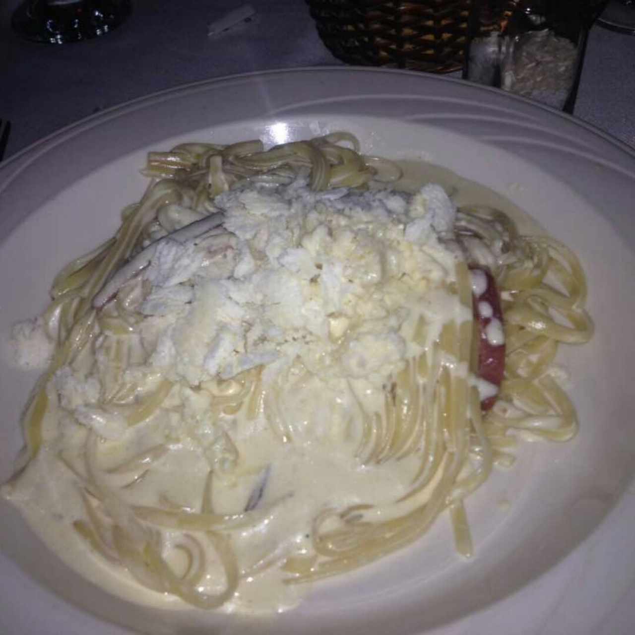 Linguini Grana Padano con Prosciutto (Alla Ruota) 