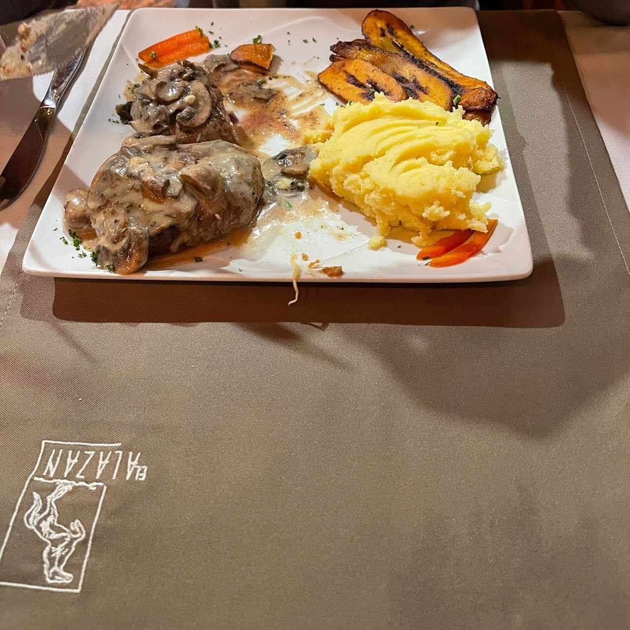 Lomito al champinog